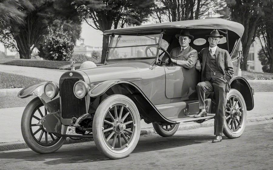 Mitchell Model E-40 Touring '1919